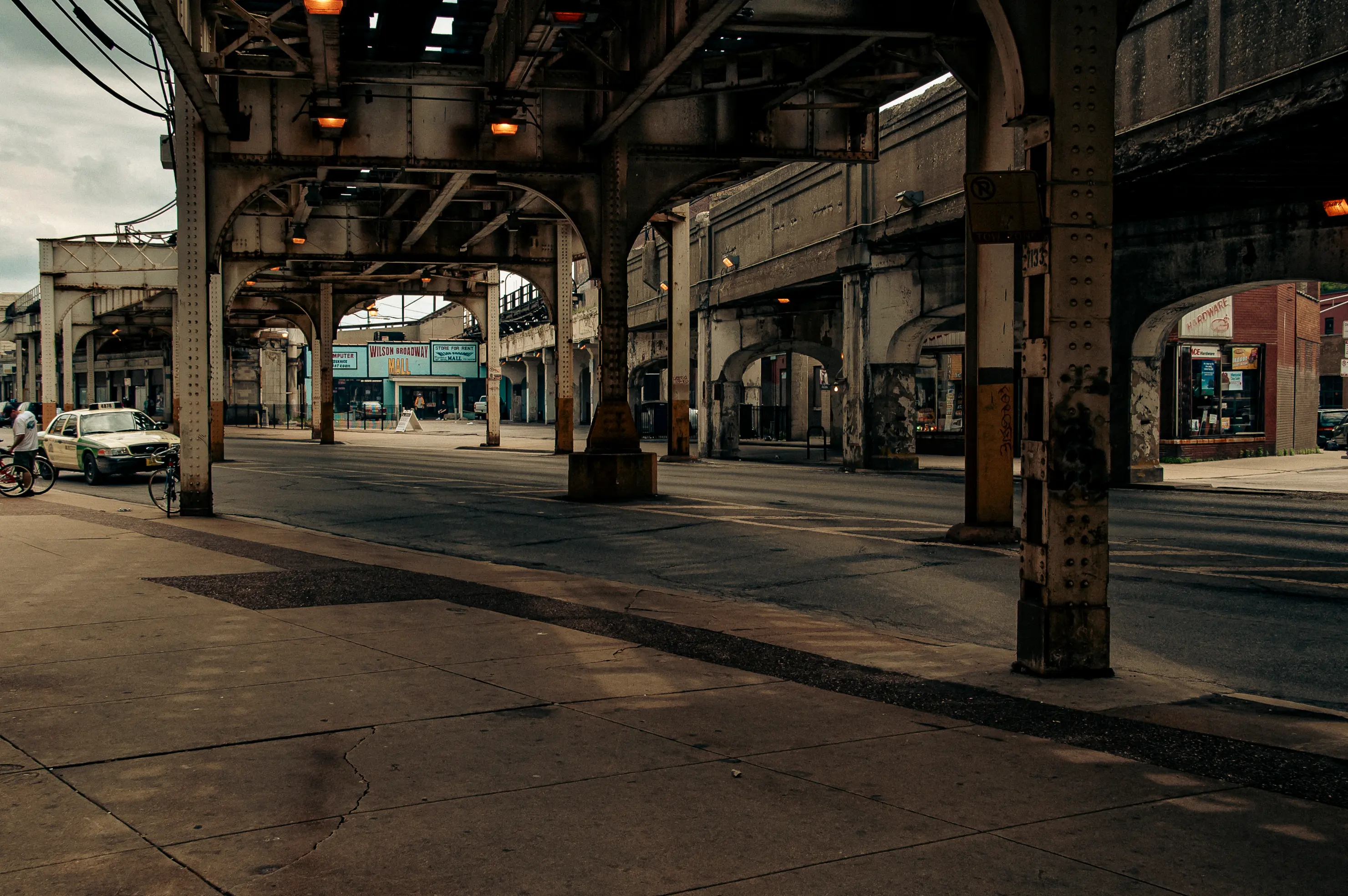 Exploring the streets and architecture of downtown Chicago, Illinois.