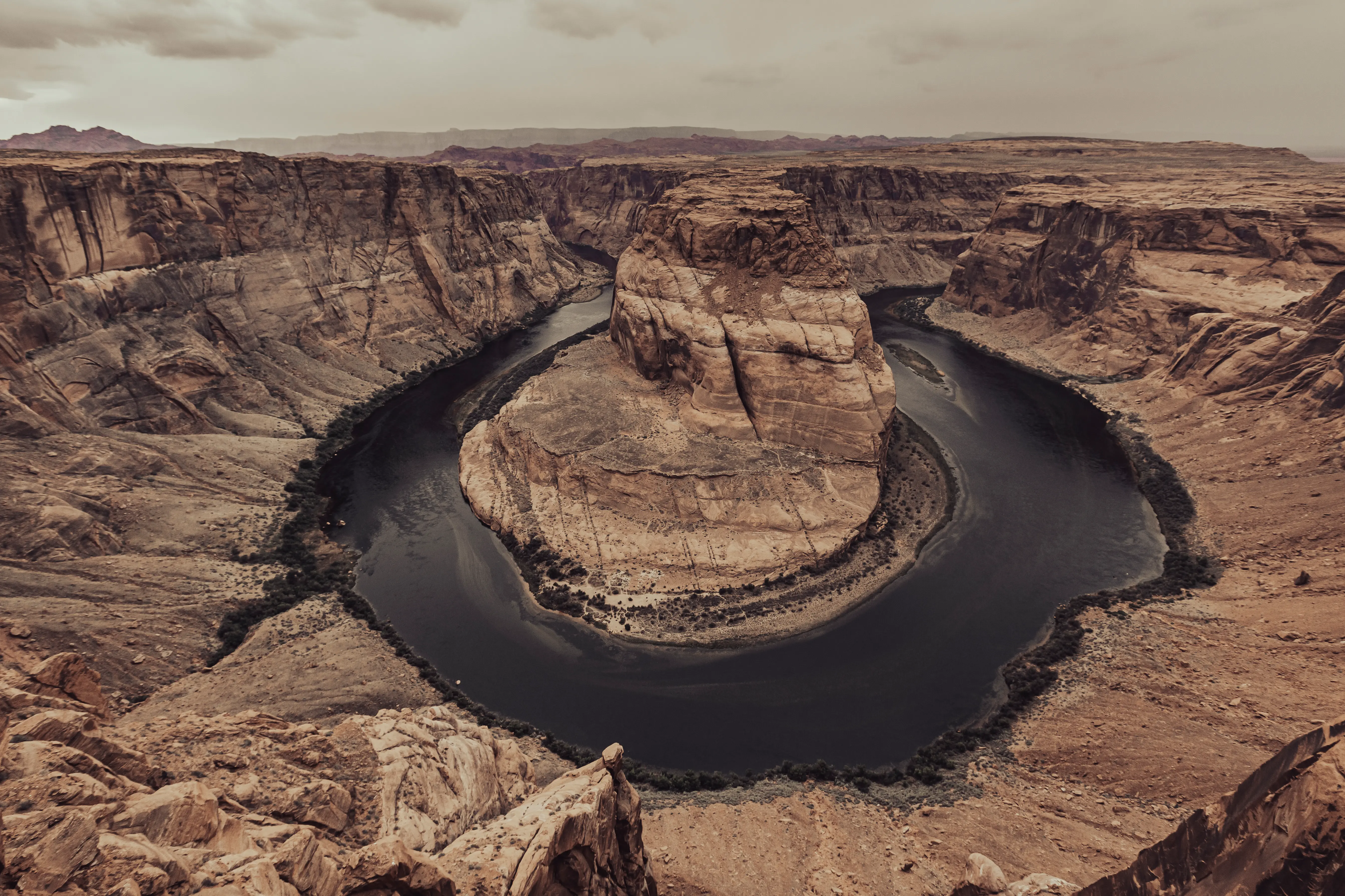 The dramatic curve of Horseshoe Bend on the Colorado River near Page, Arizona.